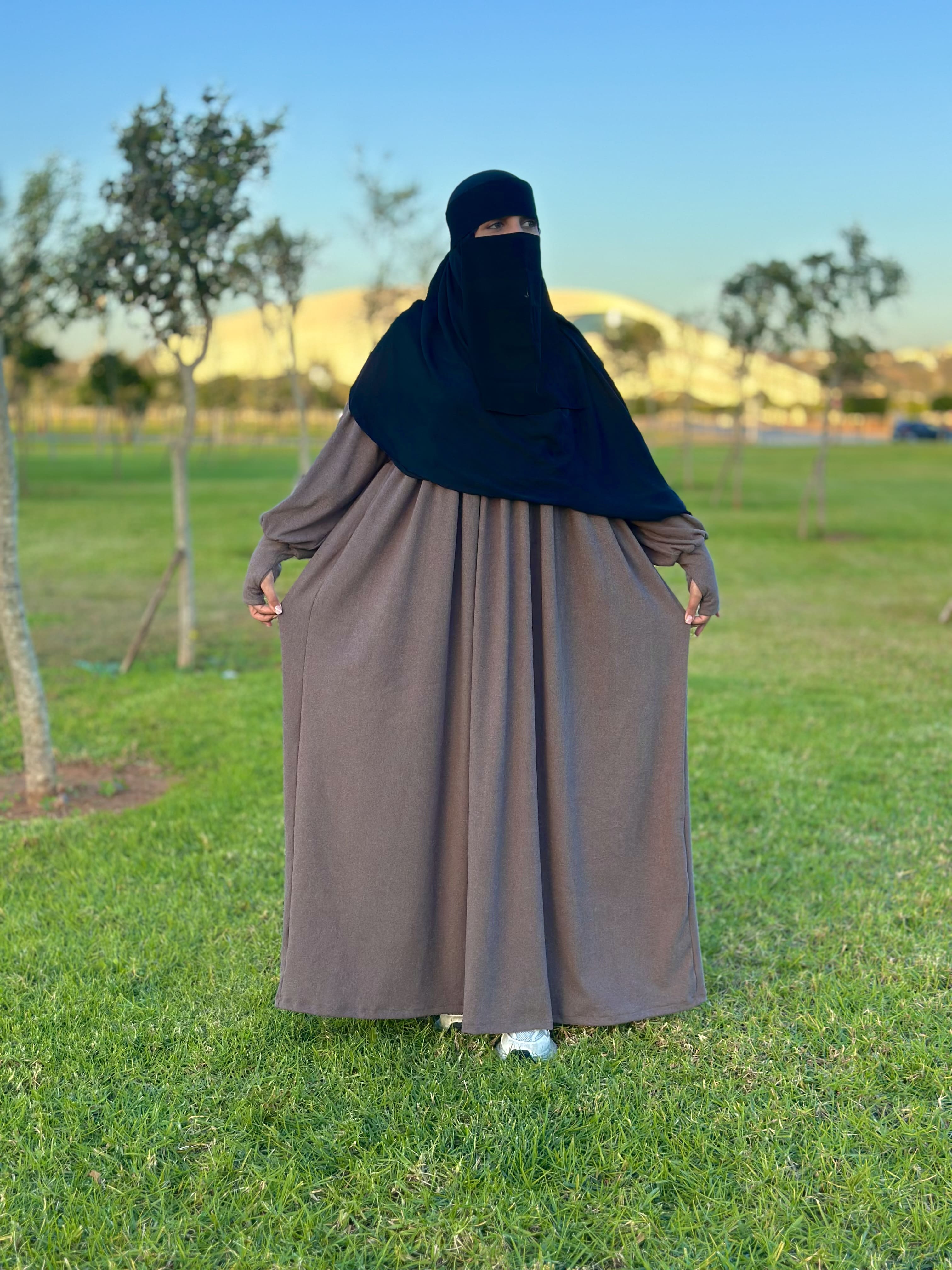 Abaya Fulla (copy)