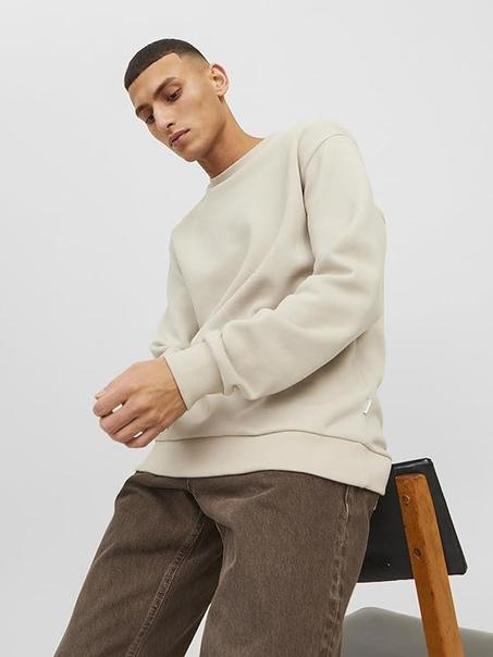 جاك اند جونز سويتر بقبة دائرية بدون طوق للرجال من جيه برادلي لون مون بيم مقاس M قطن رمادي