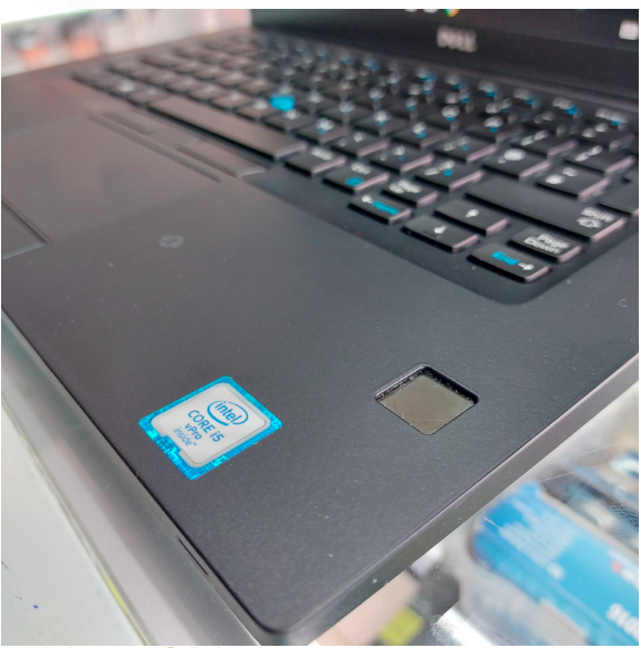 Dell Latitude 7480 i5  (6ème génération)  I 8Go I 256Go SSD I 14" [Remis à Neuf]