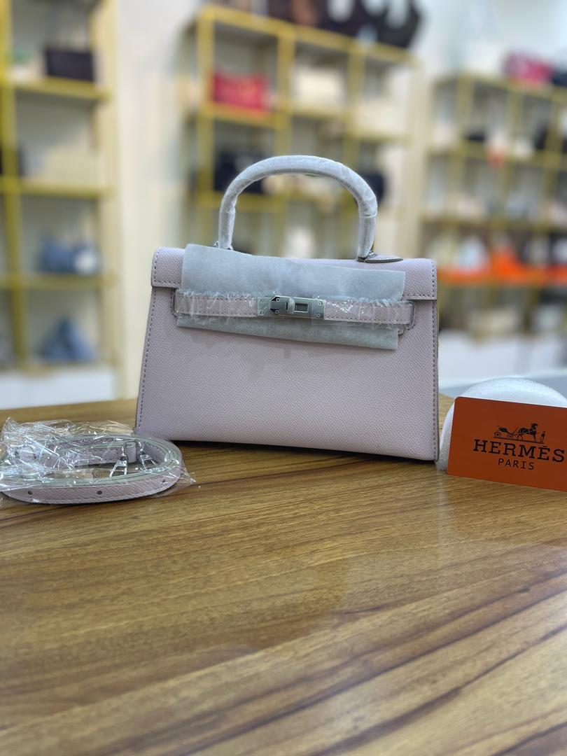 HERMES ( PARIS ) هيرمز  ( الحجم  صغير )