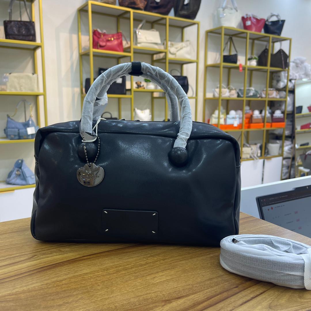 شنطة Noir Grace Classic