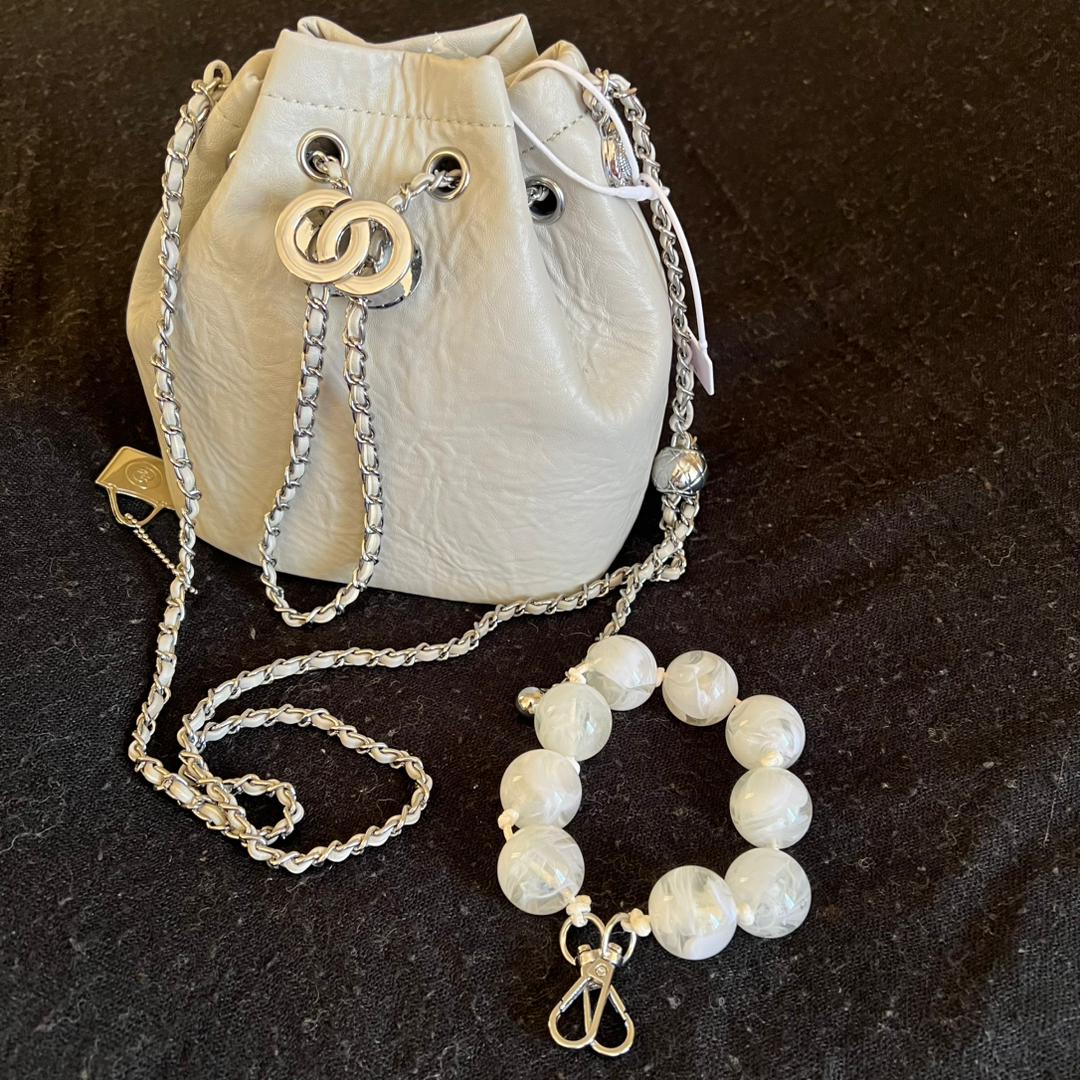 شنطة لوتس دروست – Lotus Drawstring (موديل السلسلة)