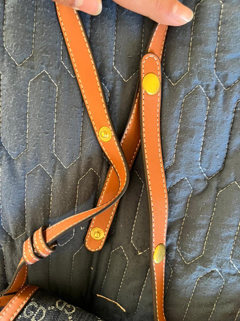 👜 شنطة Gucci Classic Cross – الكلاسيكية الأنيقة