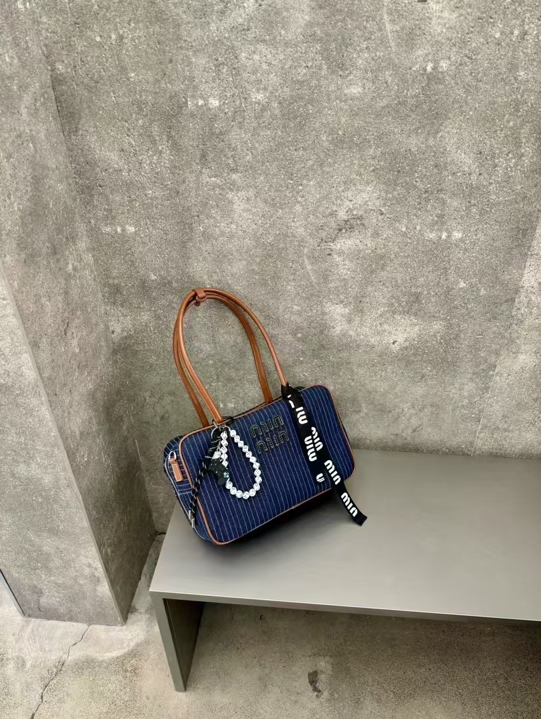 شنطة دينم إليغانس (Denim Élégance)