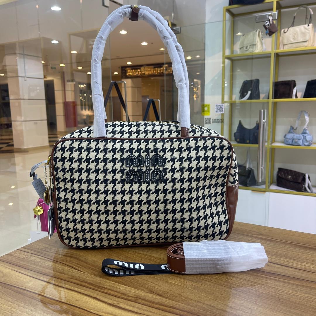 شنطة دينم إليغانس (Denim Élégance)