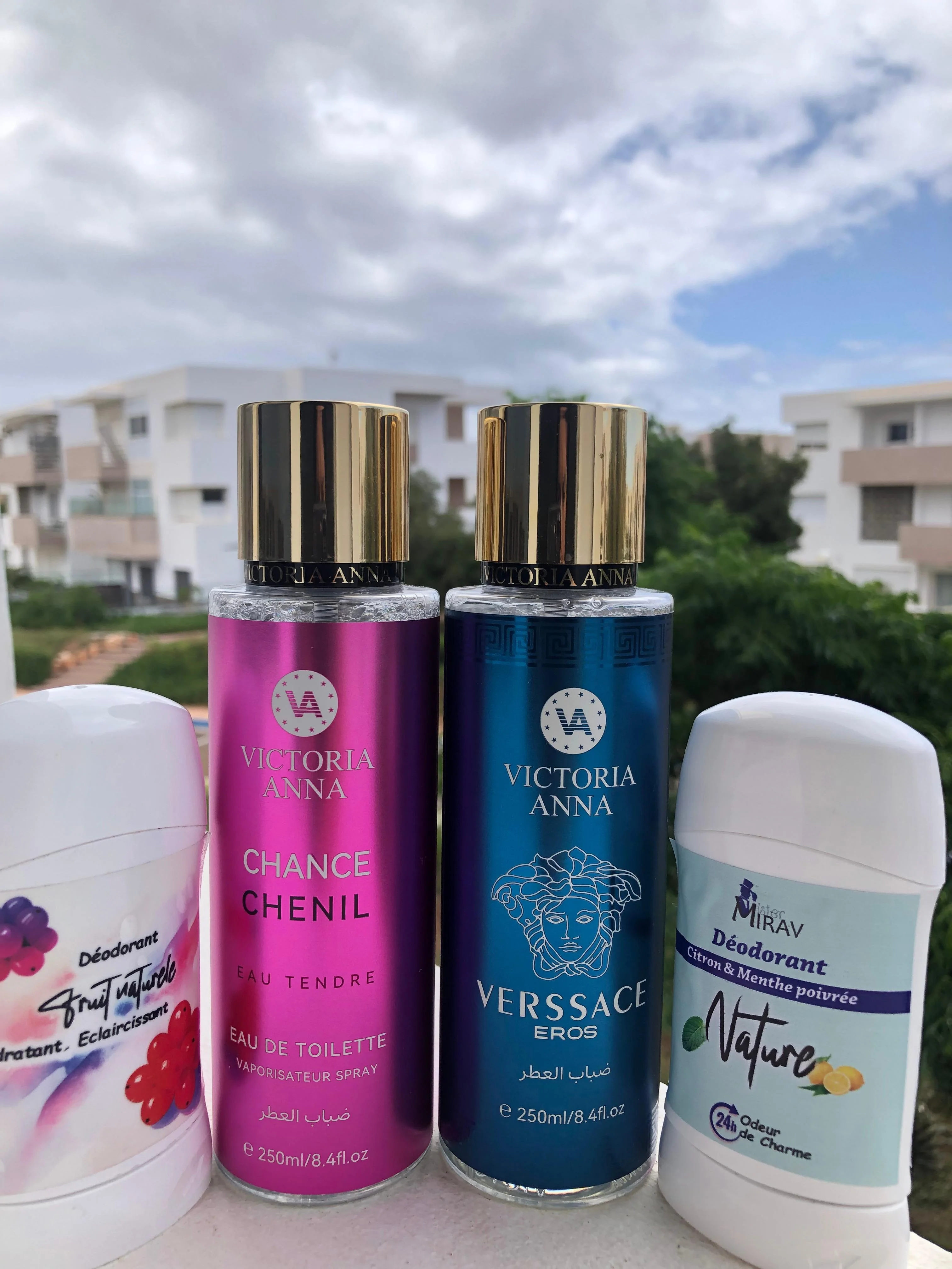 Pack Duo Parfait : 2 Sprays Victoria Anna & 2 Déodorants Naturels (Homme & Femme) - باك الزوجين المثالي: 2 معطرات للجسم و 2 مزيلات عرق طبيعية