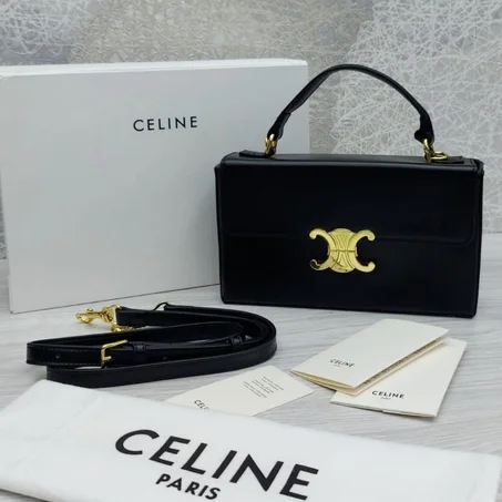 CÉLINE Triomphe Bag