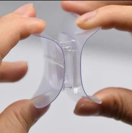 Accroche Adhésif Double Face Transparent Ultra-Résistant – Fixez Sans Percer