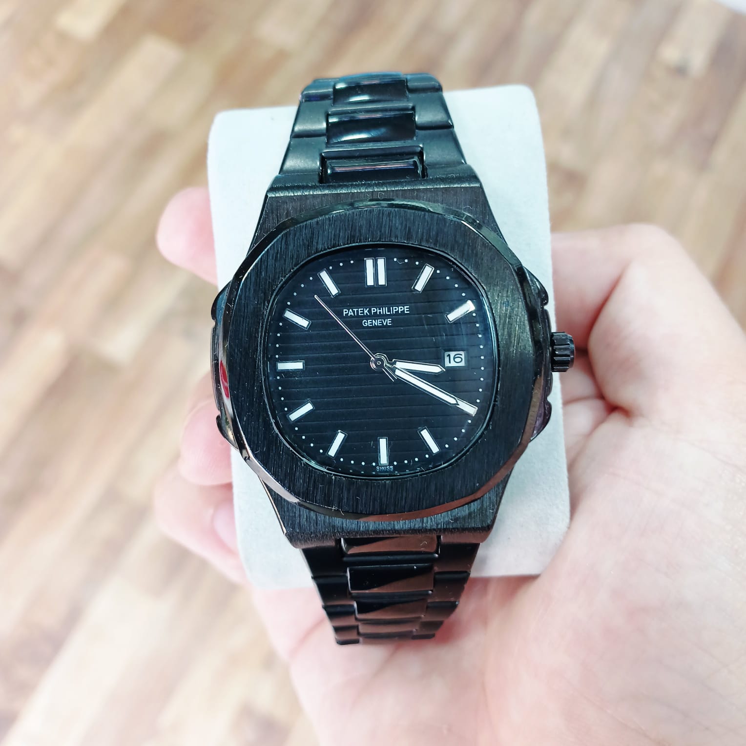 ساعة فخمة من Patek Philippe