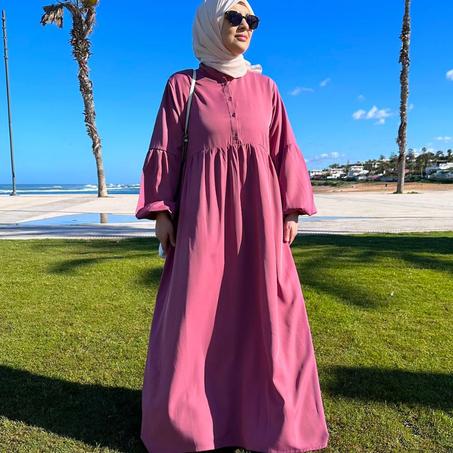 فستان قمر بثوب الكريب الممتاز