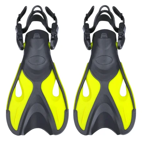 زعانف سباحة متوسطة الحجم