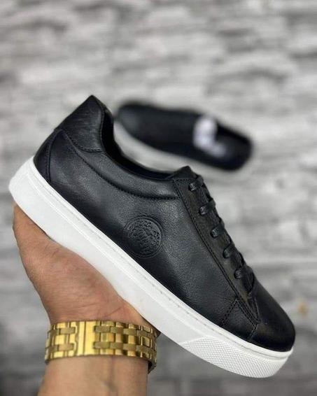 سبرديلا أنيقة من الجلد الطبيعي