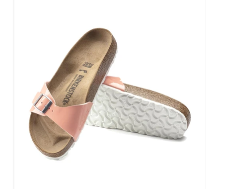 صندل بيركنستوك للنساء من الجلد الطبيعي