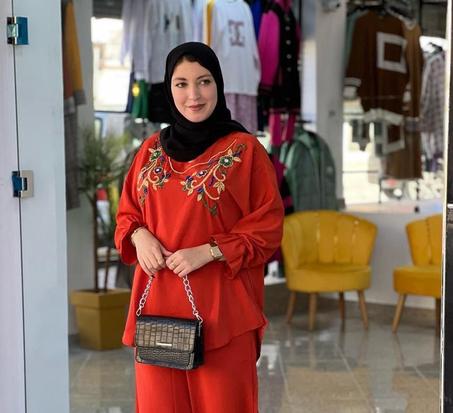 طقم نسائي أنيق - لمسة من الرقي والراحة