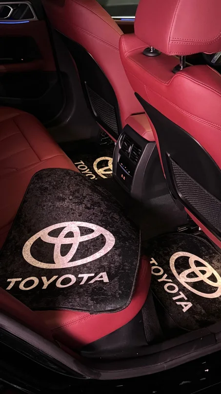 TOYOTA