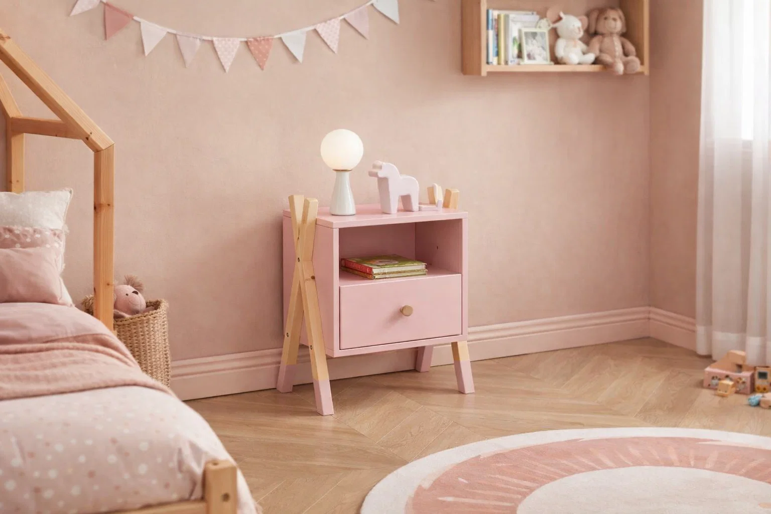 Table de nuit enfant TIPI – Design ludique & pratique