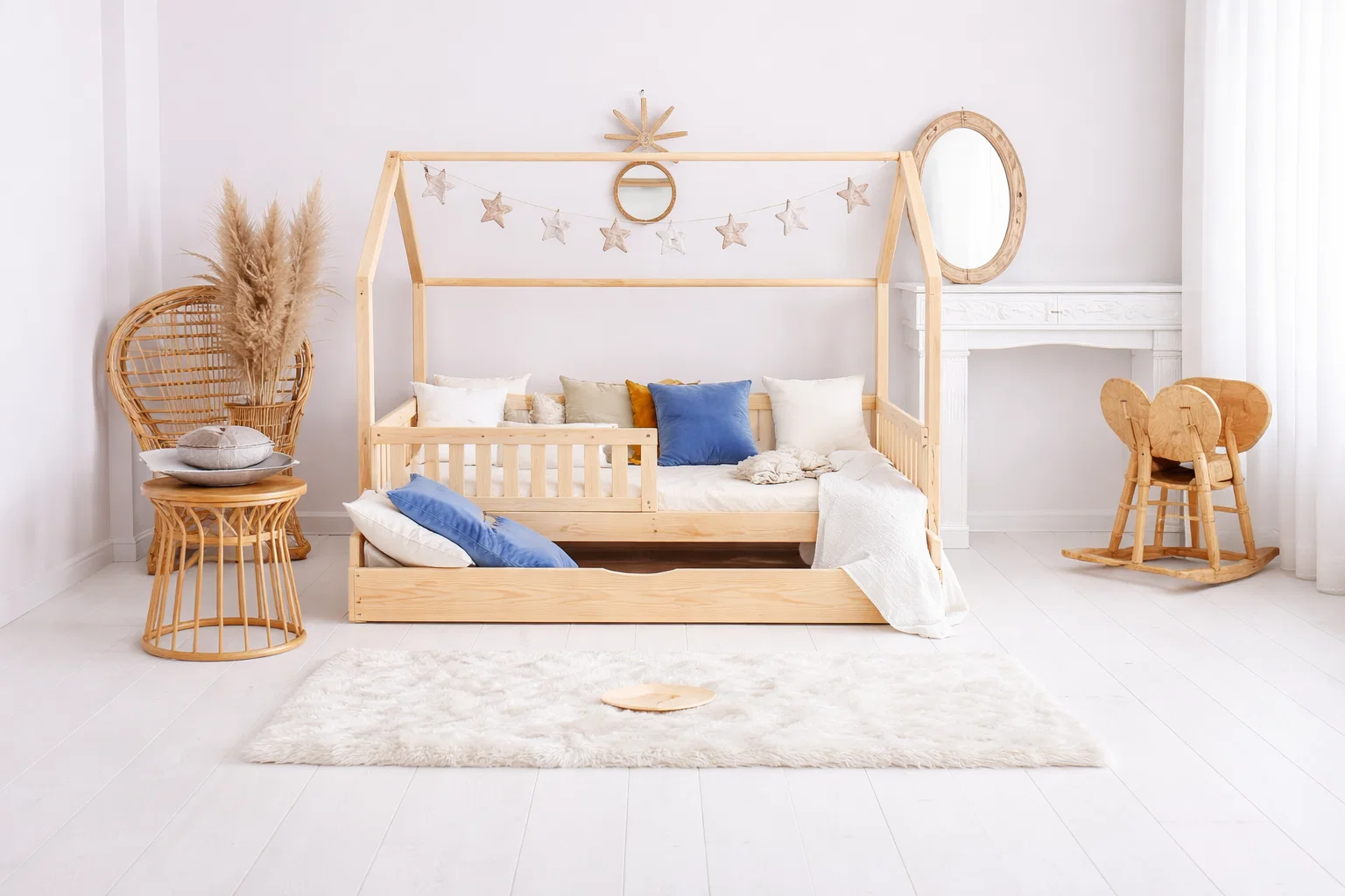 Lit Cabane PIKLER 100 % bois naturel avec tiroir de rangement - 3 tailles