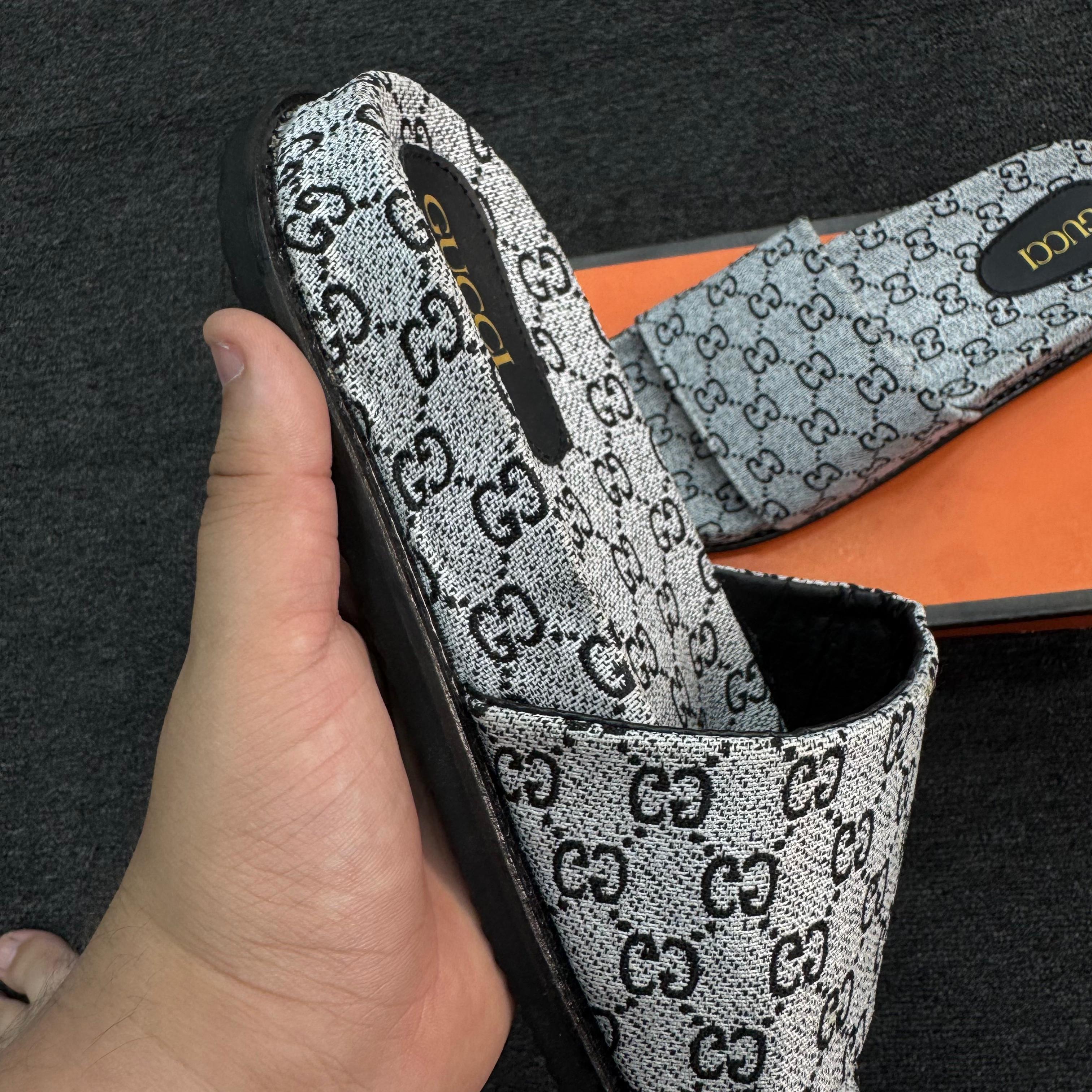Sandal gucci gris