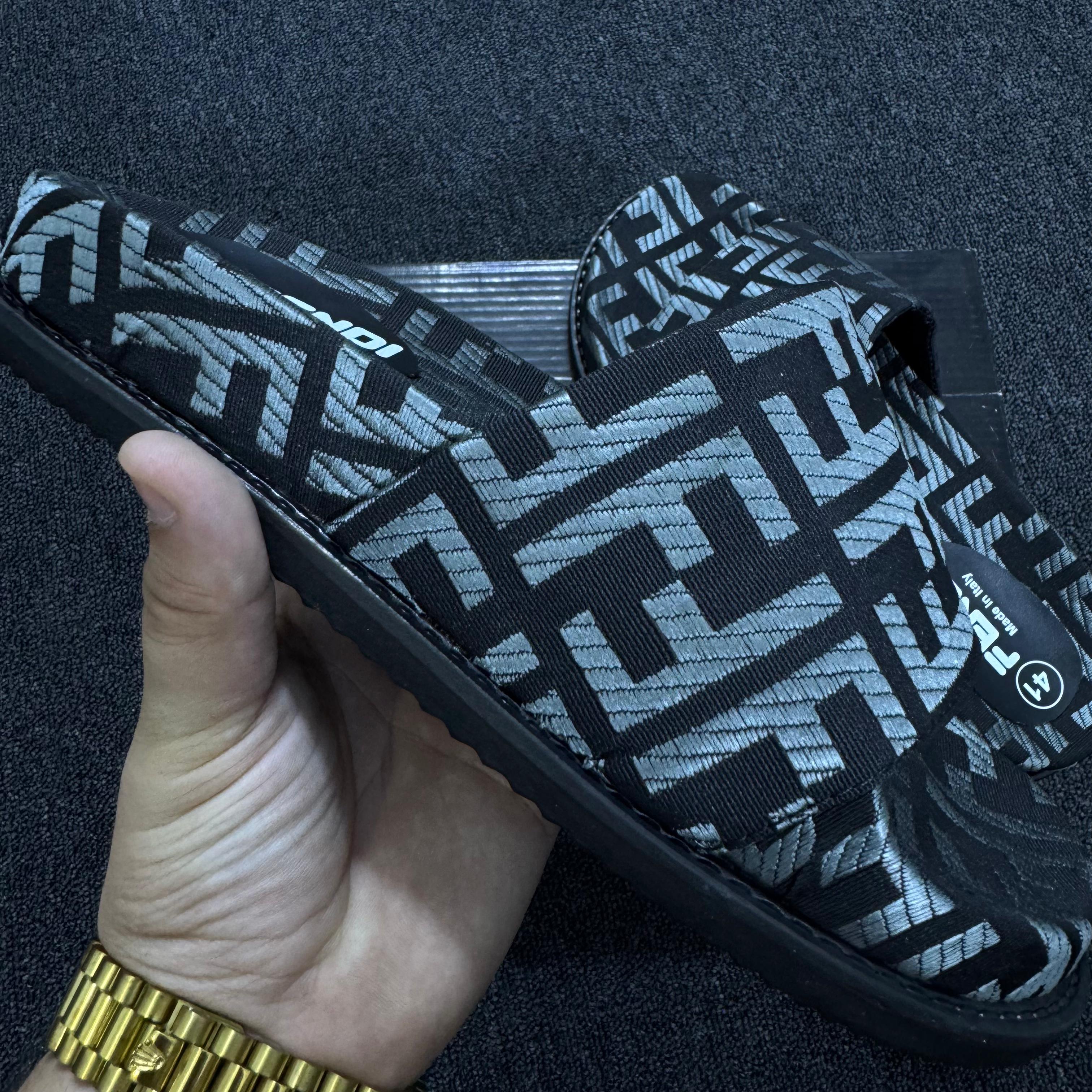 fendi gris