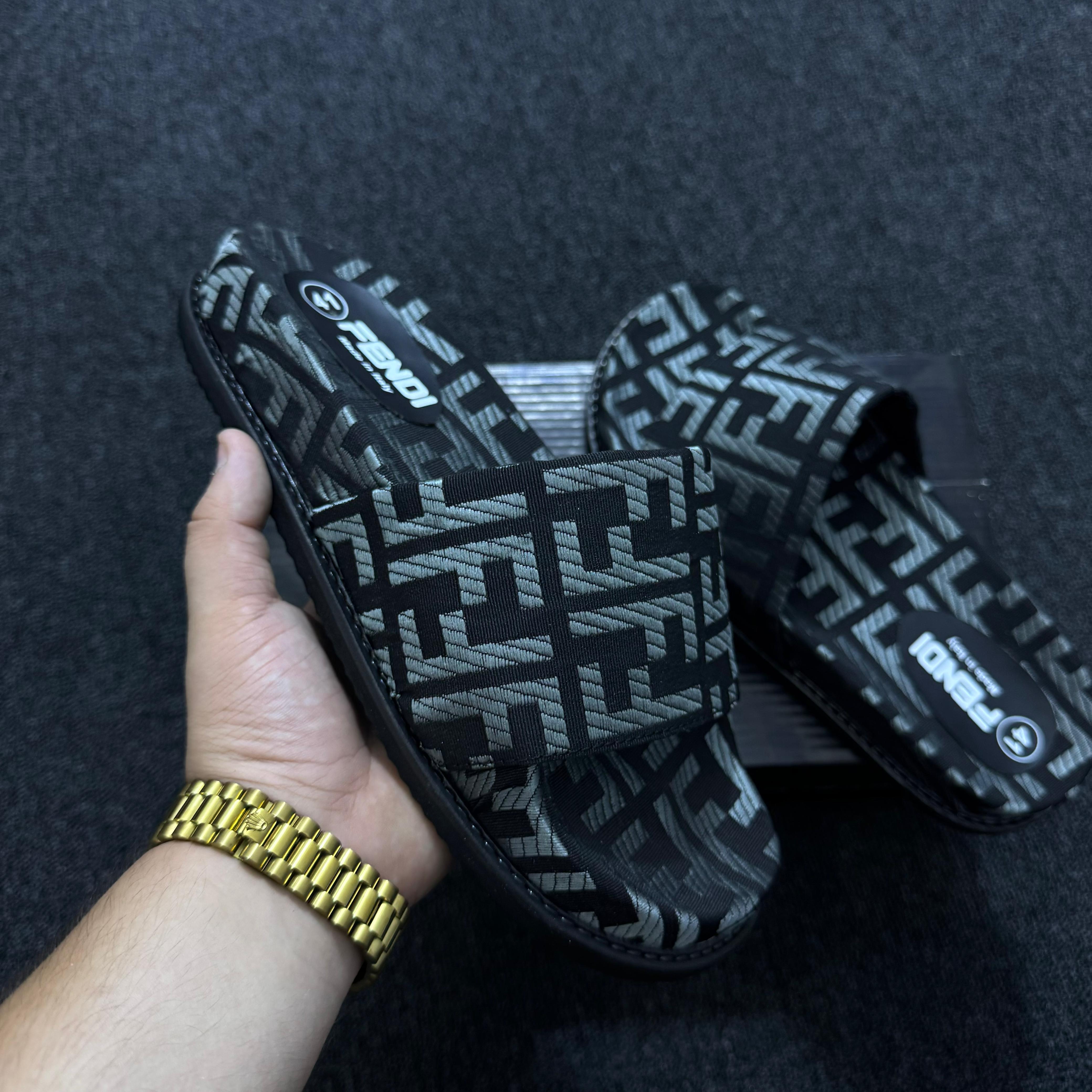 fendi gris