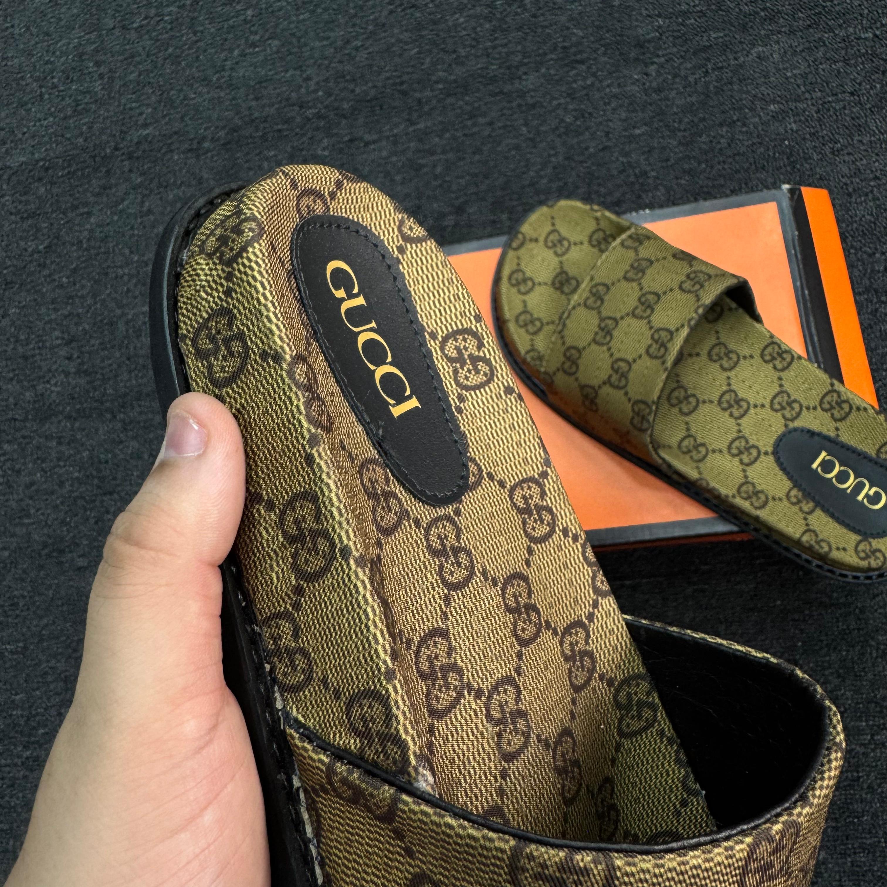 Sandl gucci brown