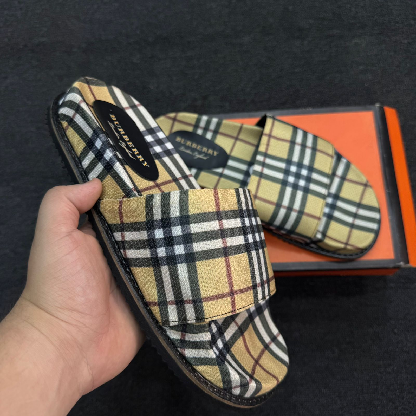Sandal burberry