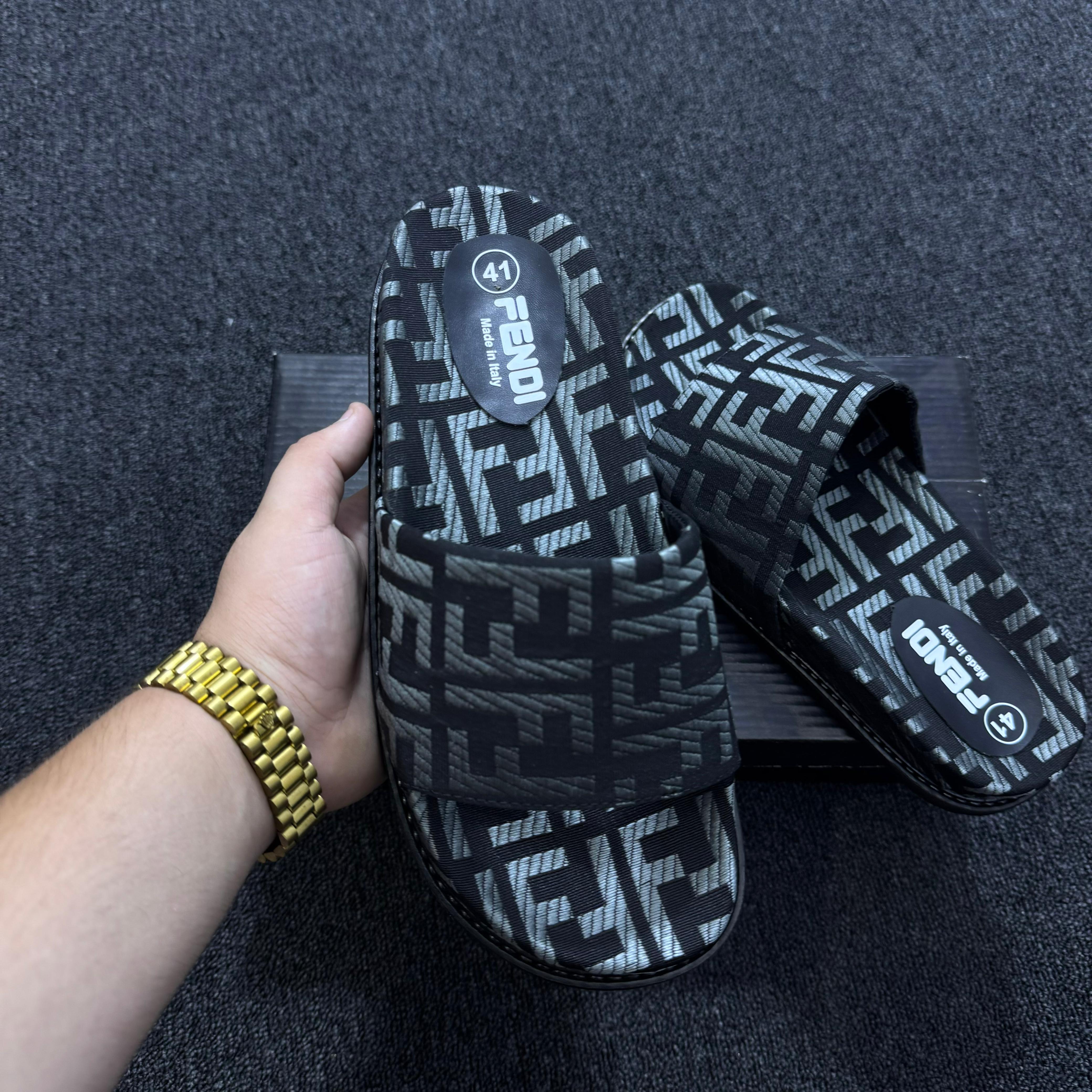 fendi gris