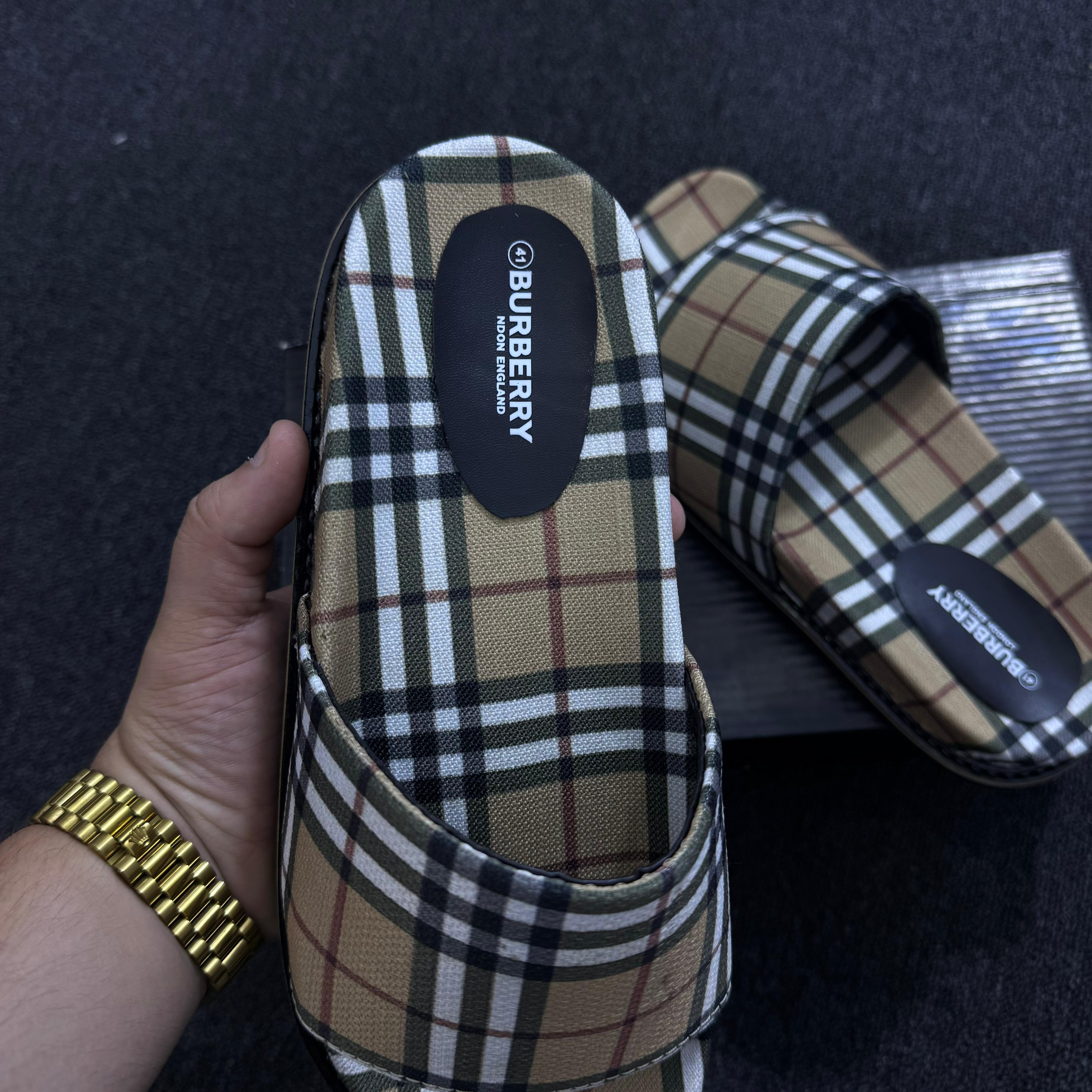 Sandal burberry