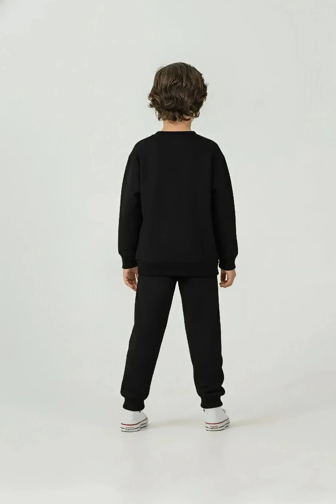 تراك ولادي (أسود سادة فخم)