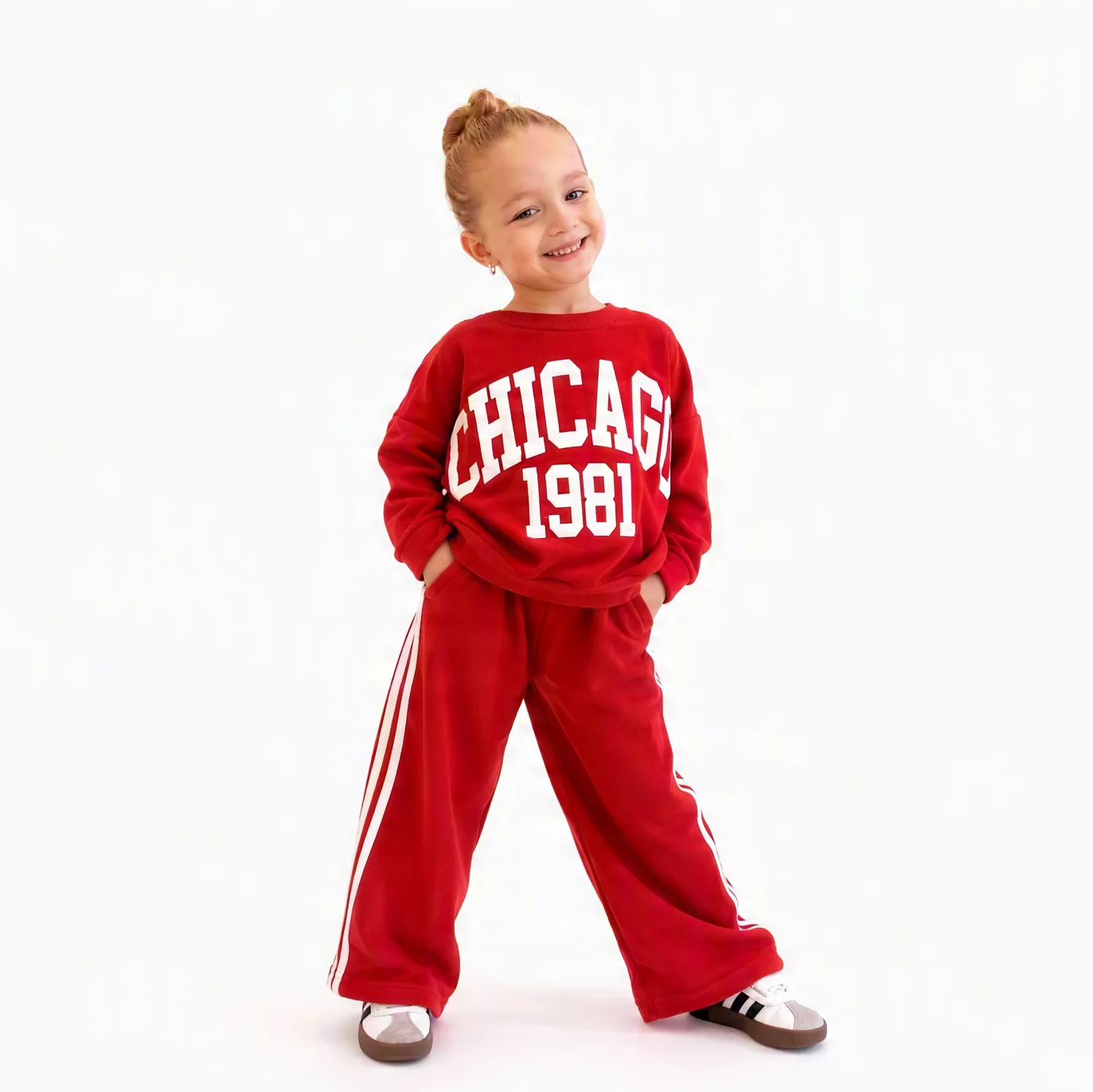 تراك بناتي (  Chicago Logo)