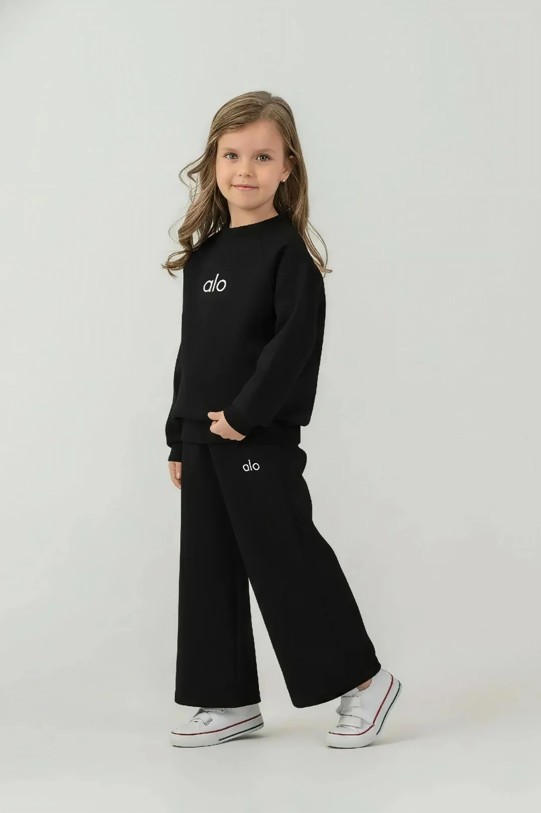 تراك بناتي (alo logo)