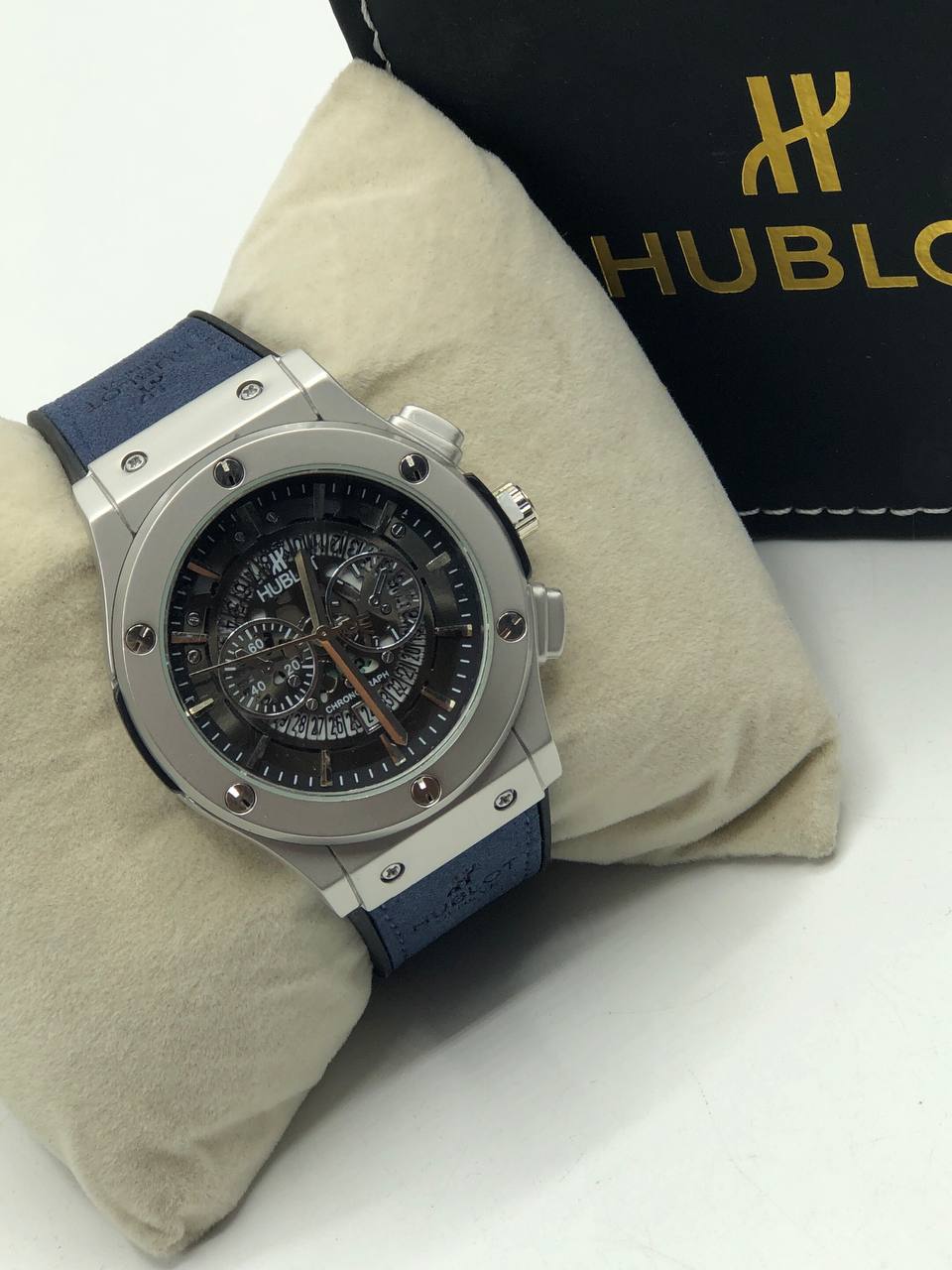 ⌚🔥 Hublot – ساعة الفخامة والأناقة لكل رجل راقي! 💎✨