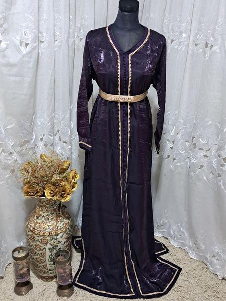 قفطان مغربي بتفاصيل راقية وجدابة