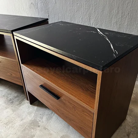 طاولة Nordic Luxe الجانبية – مزيج الخشب الرخام والخشب العصري