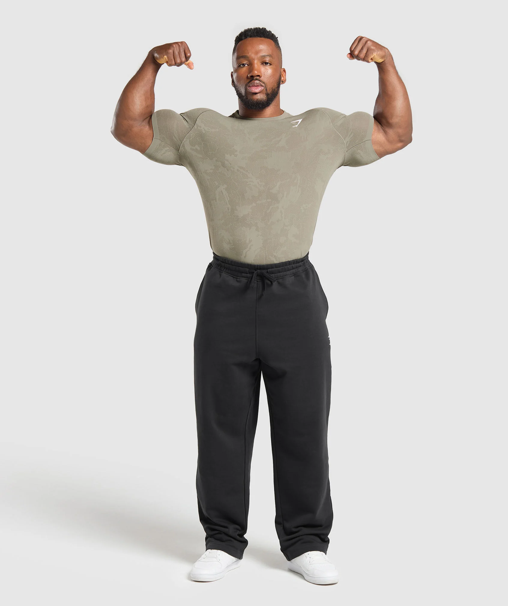 Geo Seamless T-Shirt - Faded Green/Core Olive