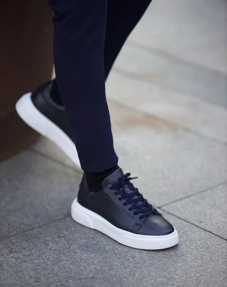 Basket bleu B311