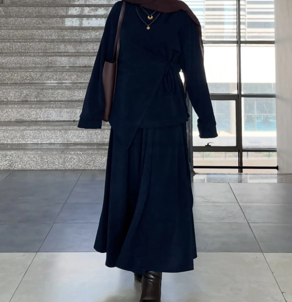ensemble blue