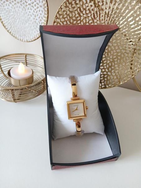 ساعة نسائية كوتشي