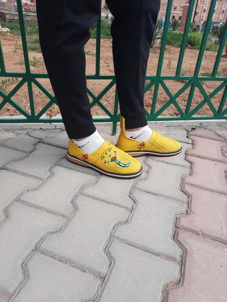 بلغة رجالية