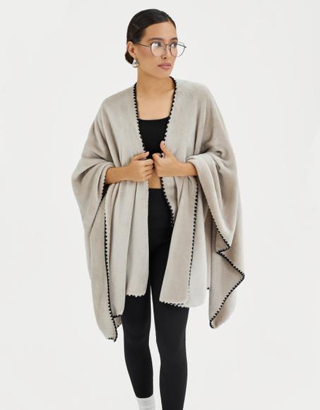 poncho gris
