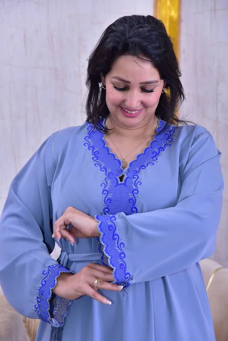 قفطان كريب روزا مع الحزام