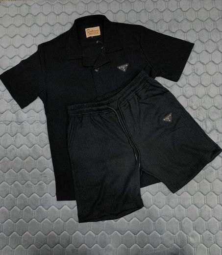 ملابس عصرية رجالية