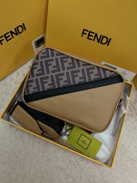 Fendi mini marron