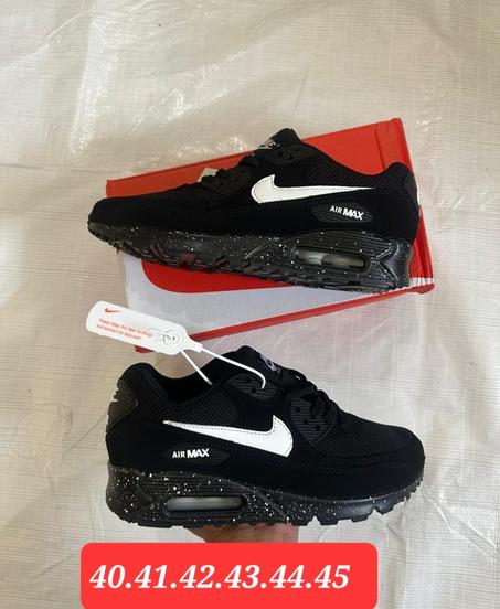 AIR MAX