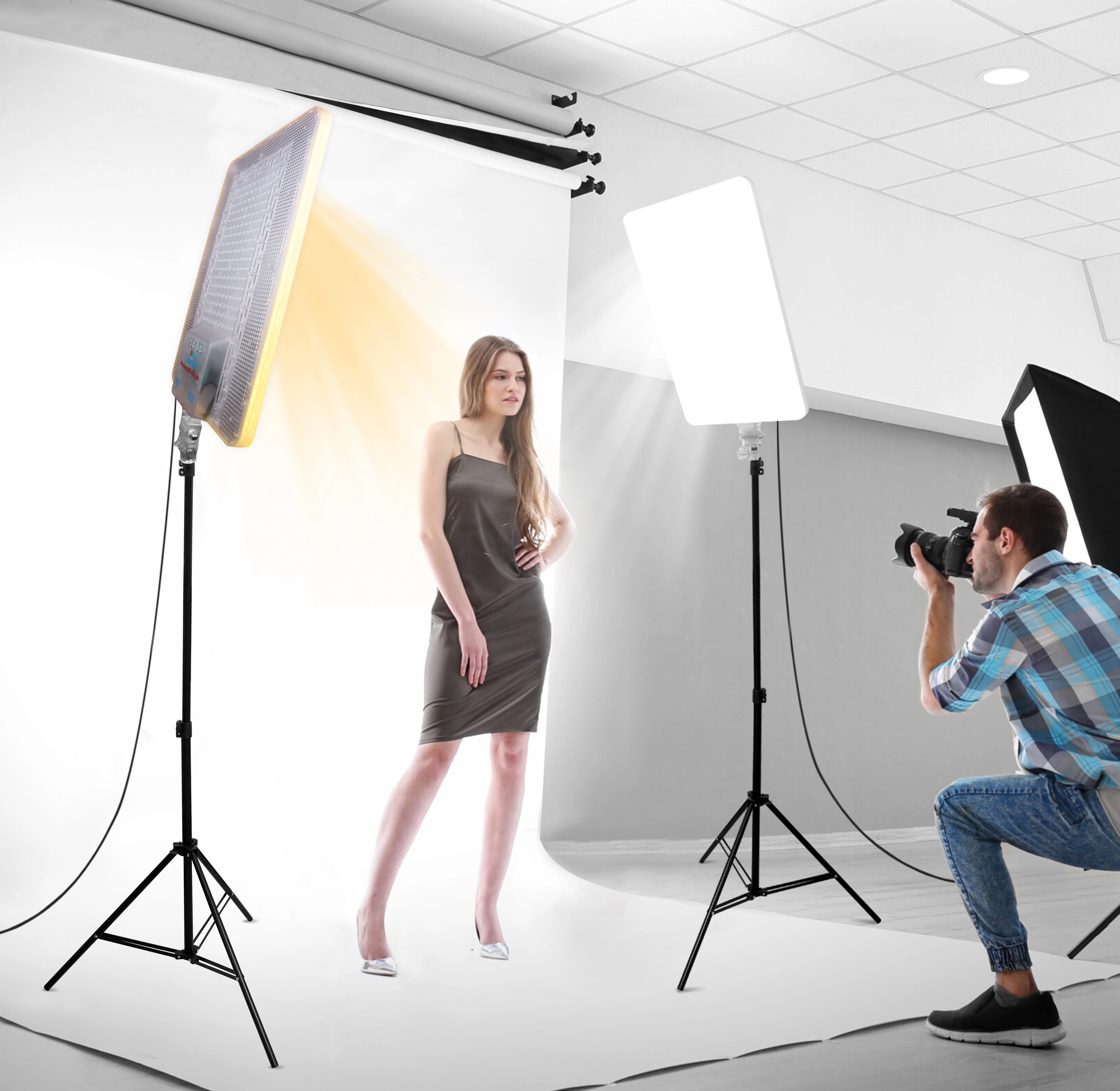 PROJECTEUR PM 48 + TRIPPI