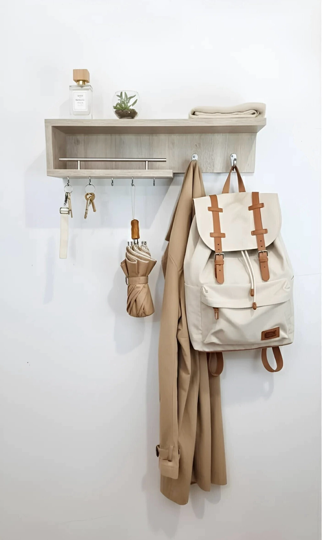 منظم جداري عصري