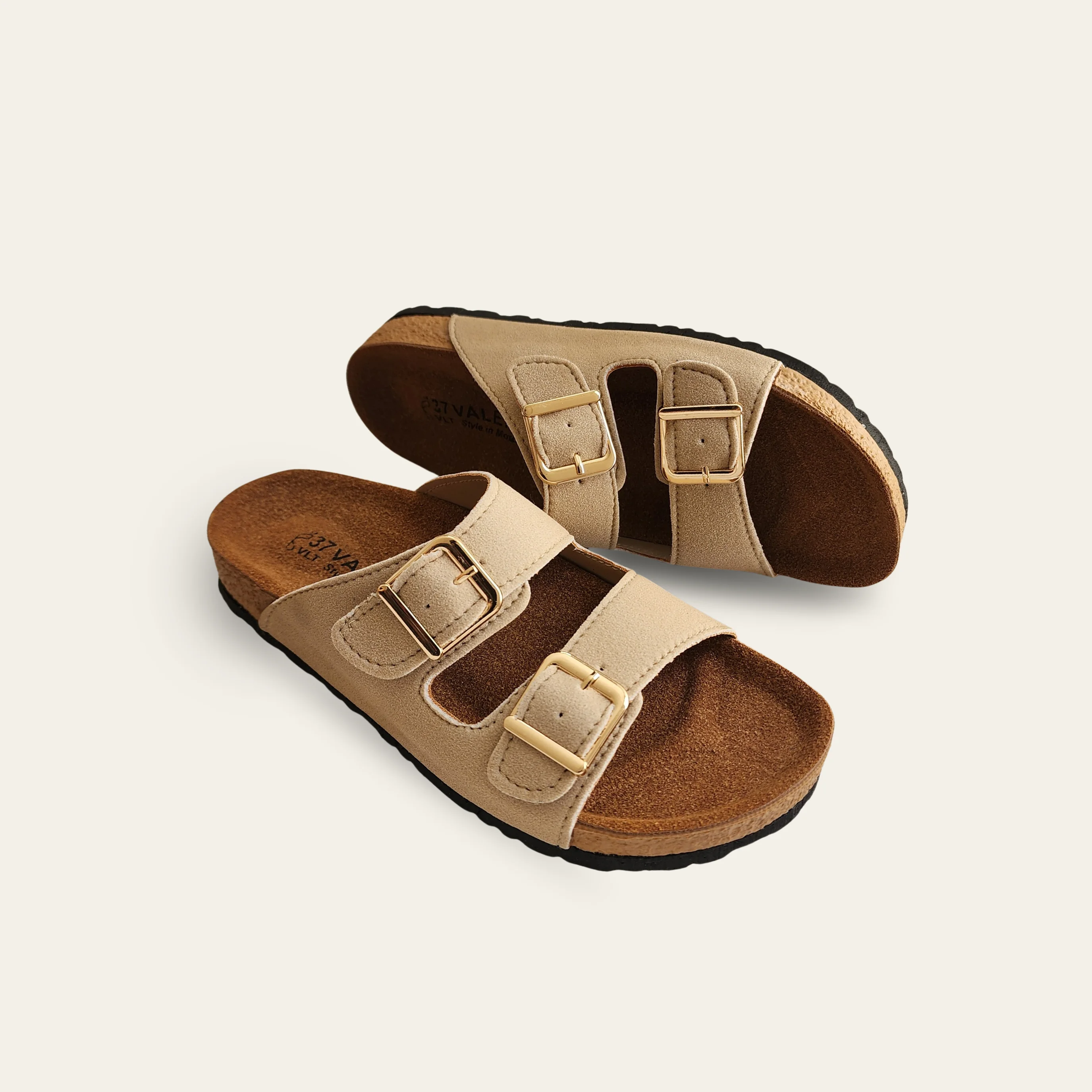 " صندالة الأناقة والفخامة "