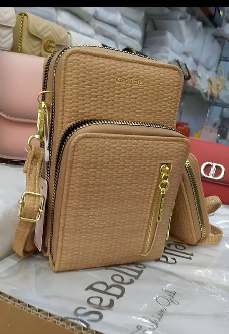 حقيبة نسائية