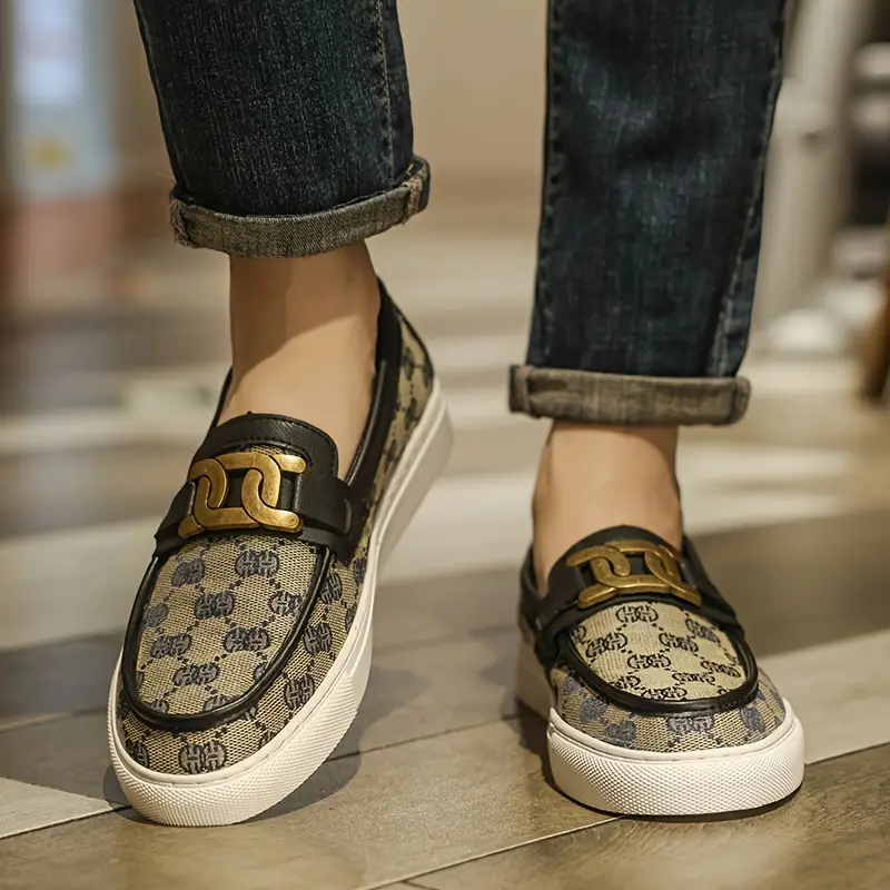 حذاء اللوفر الفاخر - اجعل إطلالتك أكثر فخامة