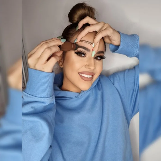 EyeBrow Stamp Shaping Kit | مجموعة تشكيل الحواجب